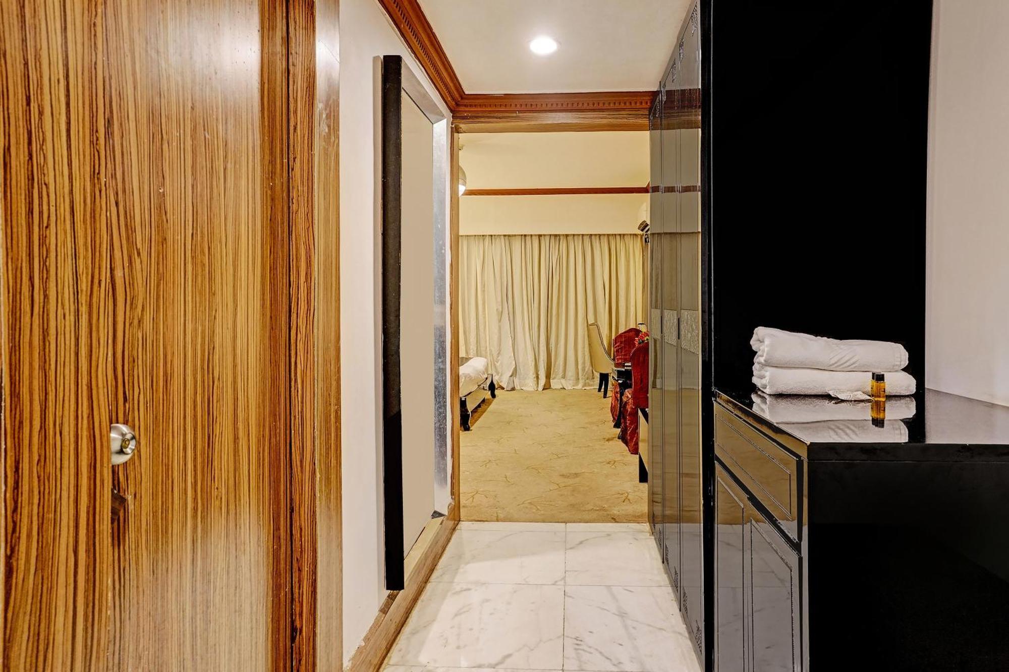Townhouse 809 Royal Palms Hotel - Rose Collection Bombay Extérieur photo